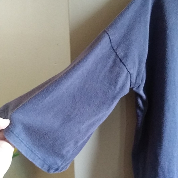 Quarter length sleeves. Purple, grayish color. - Picture 4 of 5